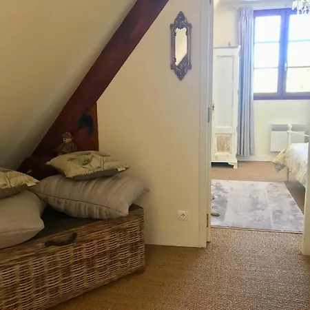 Le Mimosa Villa *